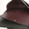 Bolso de mano Chanel Timeless jumbo en cuero granulado acolchado negro - Detail D3 thumbnail