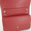 Bolso de mano Chanel Timeless jumbo en cuero granulado acolchado rojo - Detail D5 thumbnail