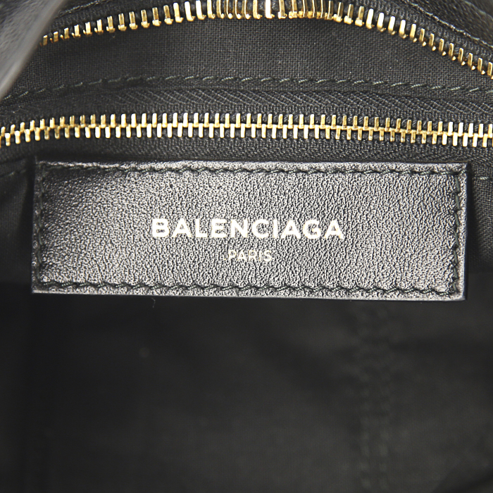 Bolso bandolera Balenciaga Metallic Edge City S en cuero granulado negro - Detail D4