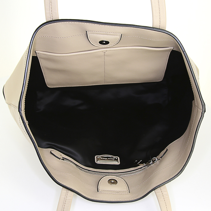 Bolso Cabás Miu Miu en cuero beige - Detail D2