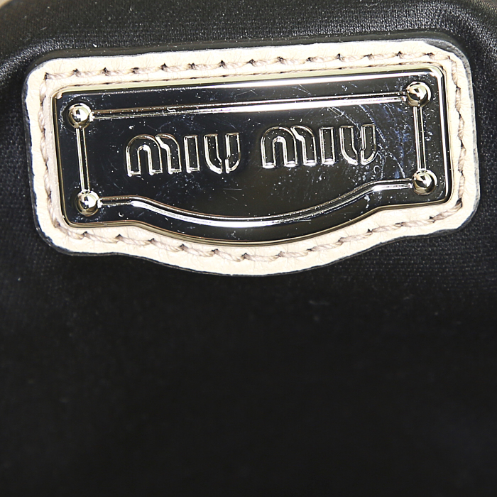 Miu Miu shopping bag in beige leather - Detail D3