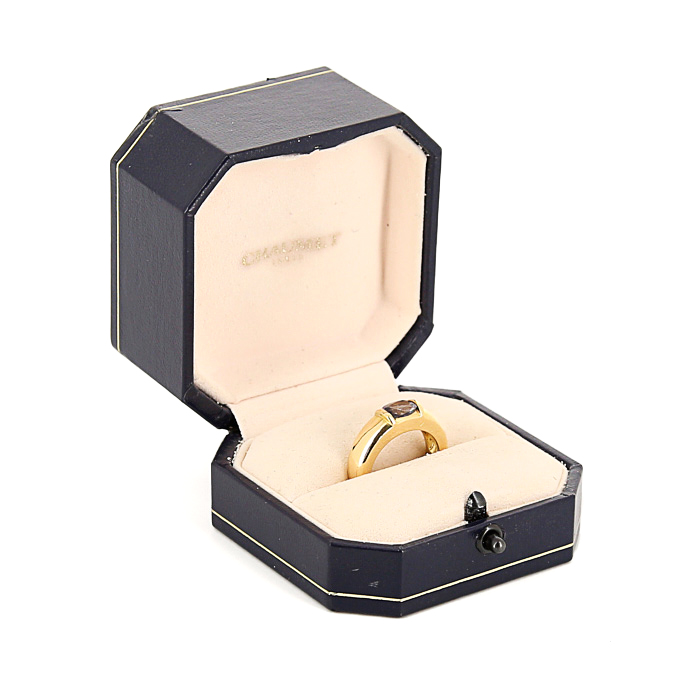 Sortija Chaumet en oro amarillo y cordierita - Detail D2