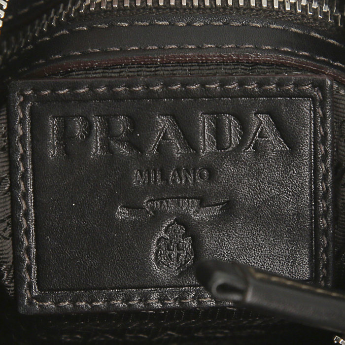 Sac bandoulière Prada Jacquard en toile siglée vert-kaki et cuir marron-foncé - Detail D3