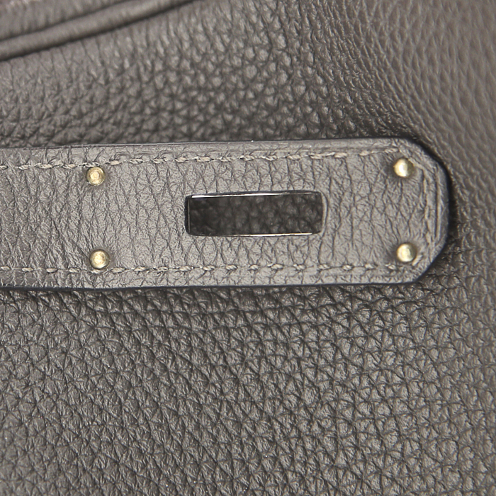 Hermes Birkin 35 cm handbag in grey togo leather - Detail D4