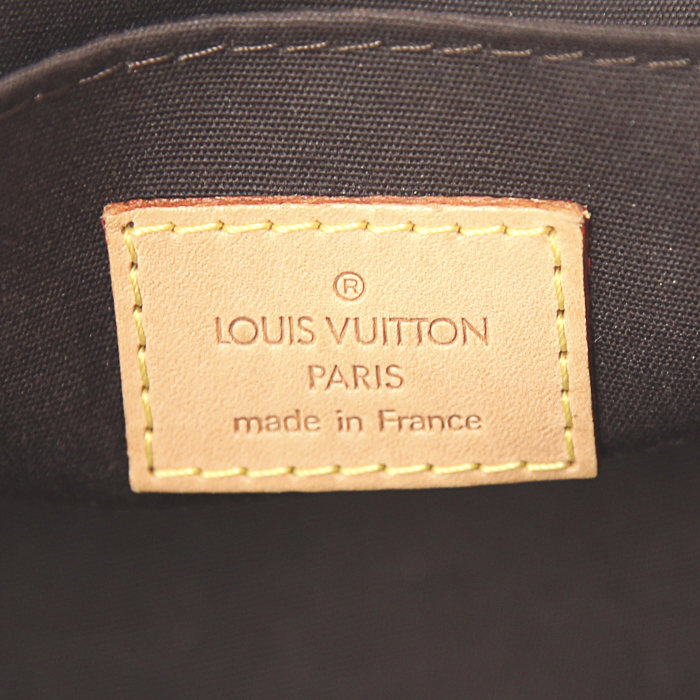 Sac à main Louis Vuitton Roxbury en cuir vernis monogram aubergine et cuir naturel - Detail D4
