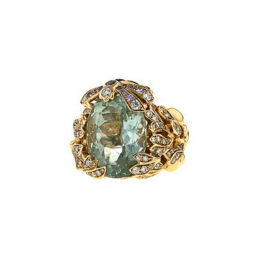 Sortija Dior Gourmande modelo grande en oro amarillo,  diamantes y nácar gris y en cuarzo verde