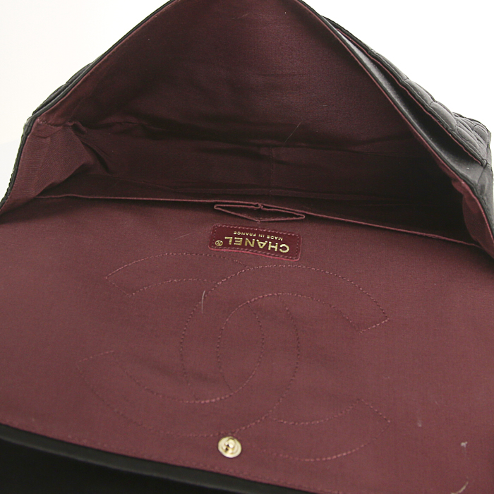 Sac à main Chanel 2.55 en satin noir - Detail D3