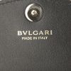 Bulgari Serpenti pouch in black leather - Detail D3 thumbnail
