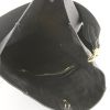 Bolso de mano Céline Sac Sangle en cuero granulado negro - Detail D2 thumbnail