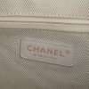 Sac cabas Chanel Grand Shopping en cuir matelassé beige - Detail D4 thumbnail