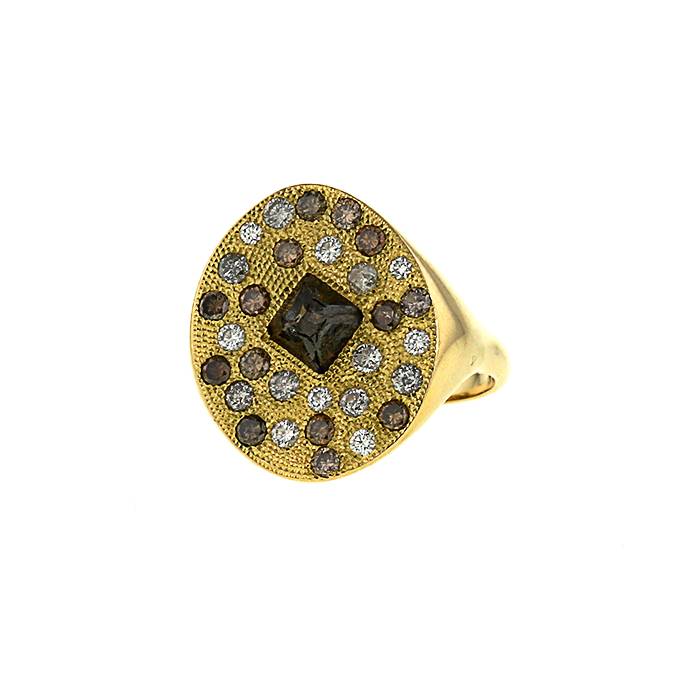 De Beers Talisman ring in yellow gold,  diamonds and rough diamond