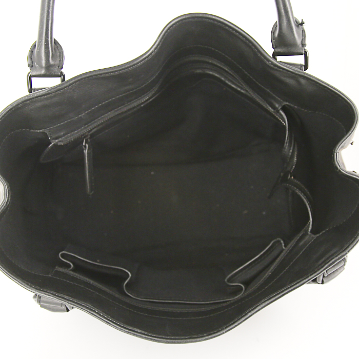 Bolso Cabás Burberry en lona revestida Haymarket marrón y cuero negro - Detail D2