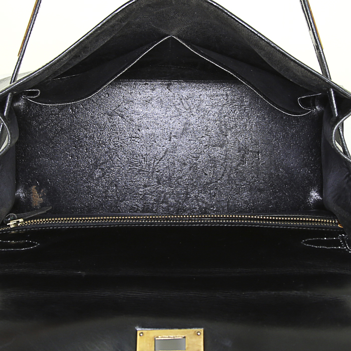 Hermes Kelly 28 cm handbag in black box leather - Detail D2