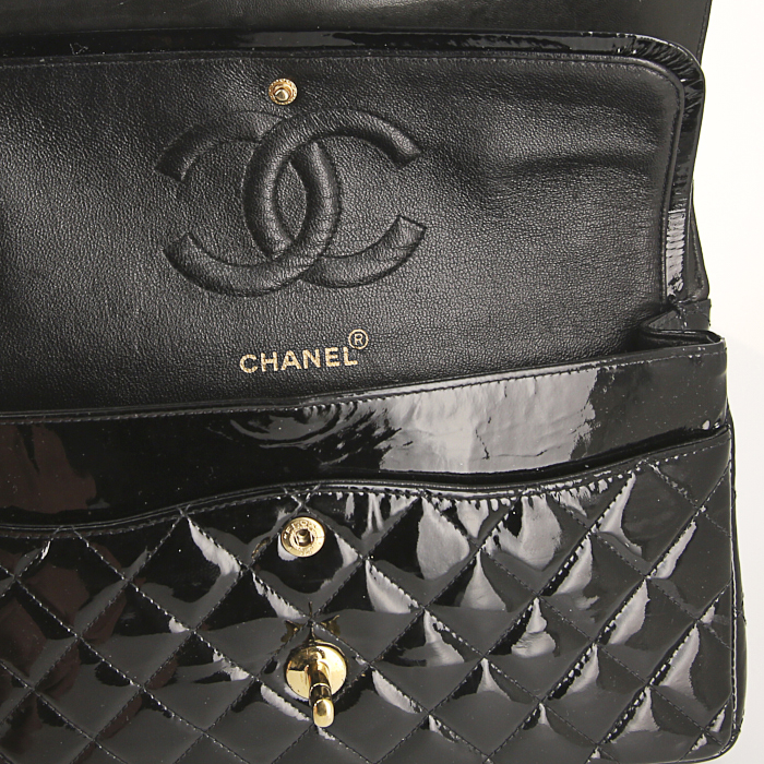 Borsa Chanel Timeless in pelle verniciata e foderata nera - Detail D4