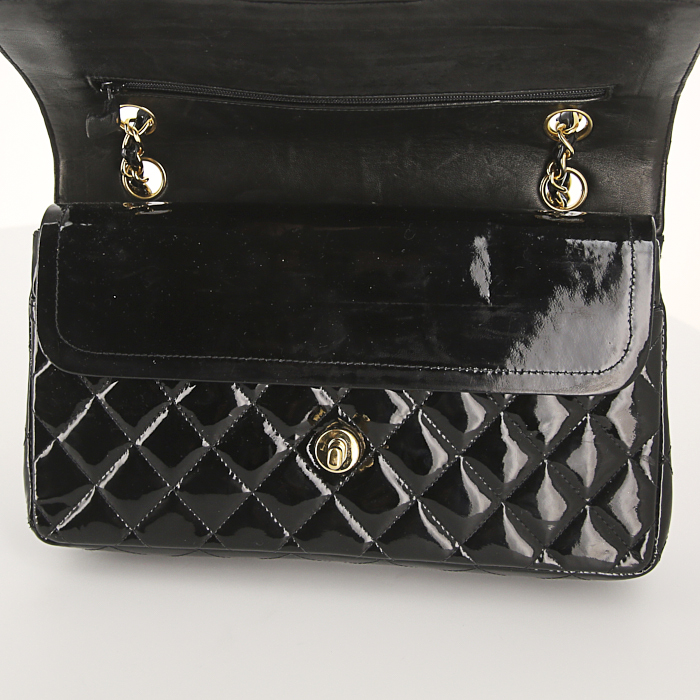 Borsa Chanel Timeless in pelle verniciata e foderata nera - Detail D5