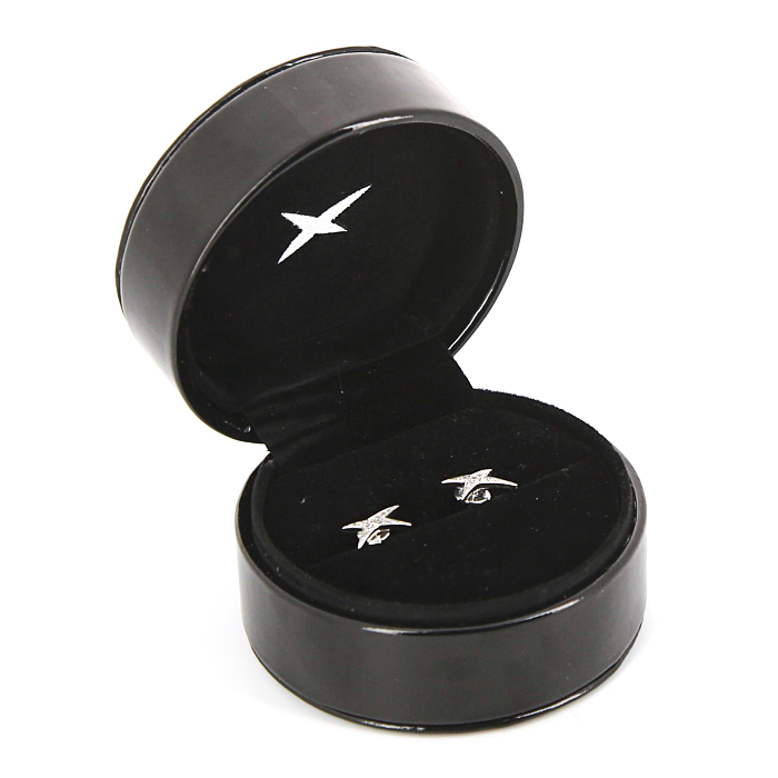 Mauboussin Nuances de Toi earrings for non pierced ears in white gold and diamonds - Detail D2