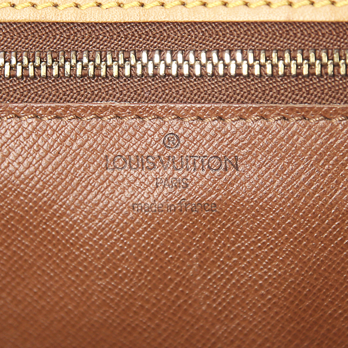 Louis Vuitton Vintage briefcase in natural leather - Detail D3