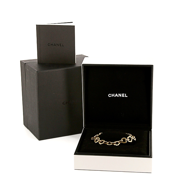 Chanel Camelia bracelet in yellow gold