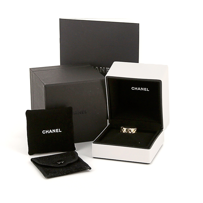 Chanel Matelassé medium model ring in yellow gold - Detail D2