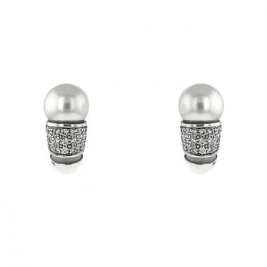 Paire de clips d'oreilles Mauboussin Nadja en or blanc,  diamants et perles de culture blanches