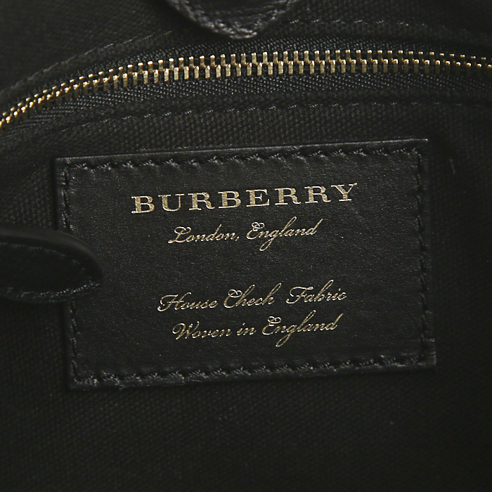 Borsa a tracolla Burberry in pelle martellata nera e tela Haymarket - Detail D5