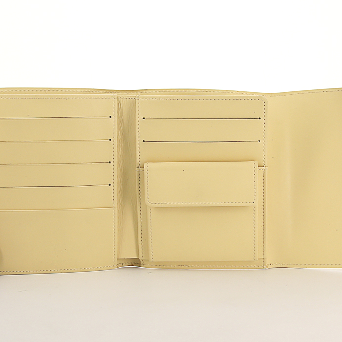 Louis Vuitton Elastique wallet in vanilla yellow epi leather - Detail D2