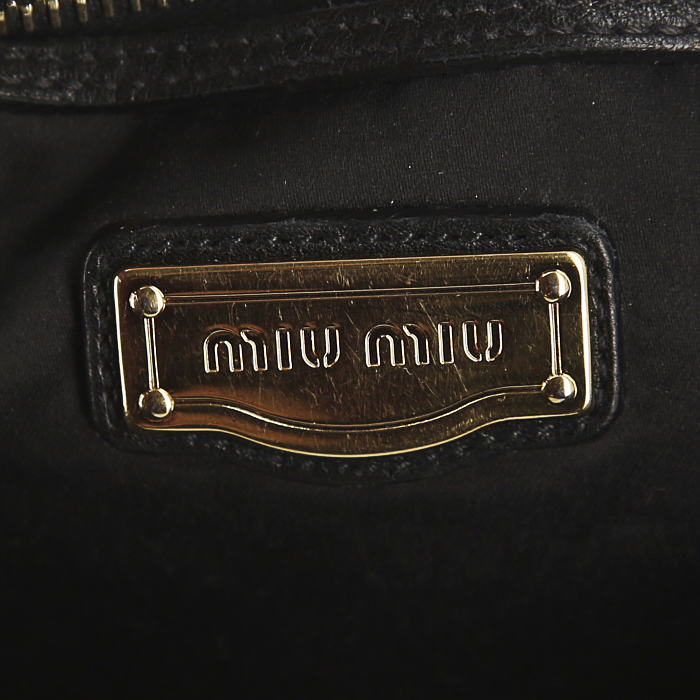 Shopping bag Miu Miu in pelle lucida nera - Detail D3