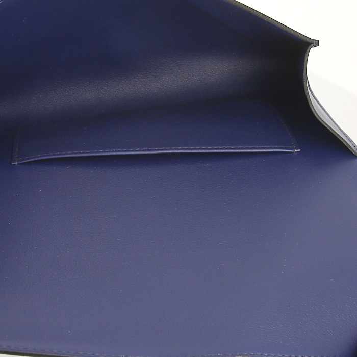 Bolsito de mano Hermès Médor en cuero swift azul saphir - Detail D2