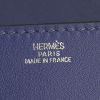 Pochette Hermès Médor en cuir Swift bleu saphir - Detail D3 thumbnail