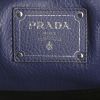 Prada Daino shopping bag in blue leather - Detail D4 thumbnail