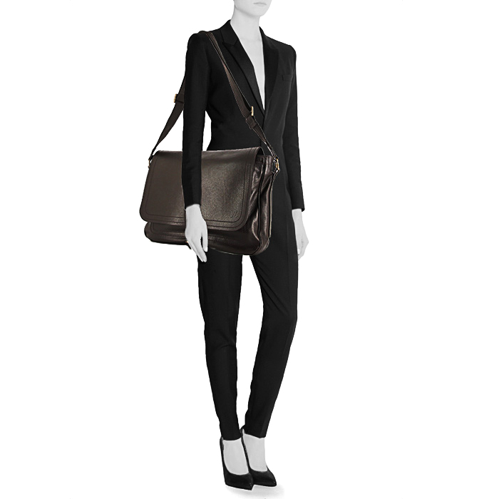 Louis Vuitton Omaha shoulder bag in brown suhali leather - Detail D1