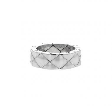 Chanel Matelassé medium model ring in white gold Chanel Matelassé medium model ring in white gold