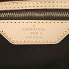Shopping bag Louis Vuitton Wilshire in tela monogram marrone e pelle naturale - Detail D3 thumbnail