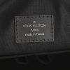 Sac bandoulière Louis Vuitton Skyline en toile damier gris anthracite et cuir noir - Detail D3 thumbnail