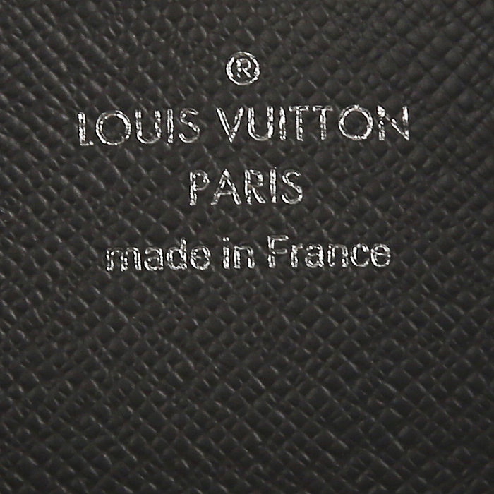 Louis Vuitton pouch in damier graphite canvas and black leather - Detail D3