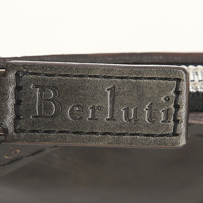 Pochette Berluti Doudou in pelle marrone - Detail D3