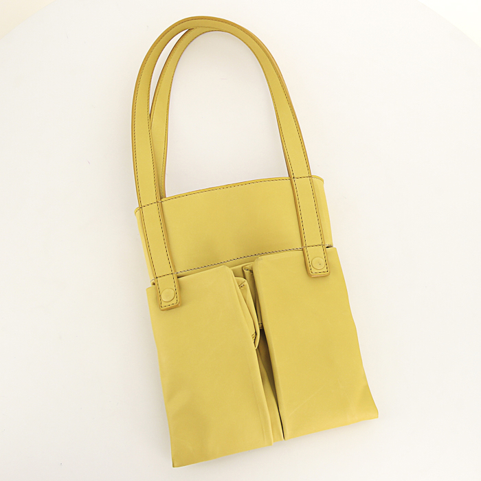 Shopping bag Berluti Origami in pelle gialla - Detail D5
