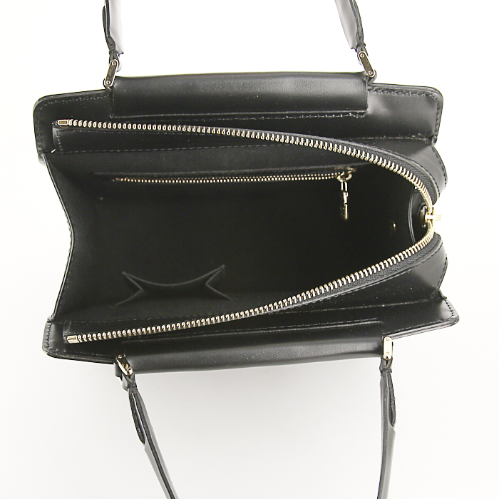 Louis Vuitton Figari handbag in black epi leather - Detail D2