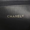 Chanel Vintage shopping bag in navy blue leather - Detail D3 thumbnail