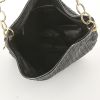 Dior shopping bag in black leather - Detail D2 thumbnail