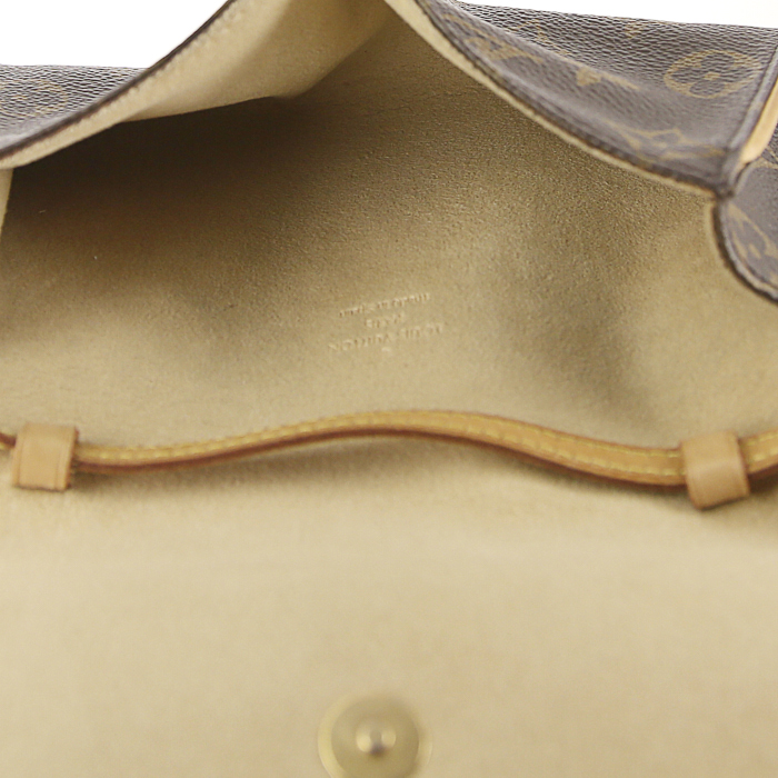 Bolso bandolera Louis Vuitton Twin modelo pequeño en lona Monogram marrón y cuero natural - Detail D2