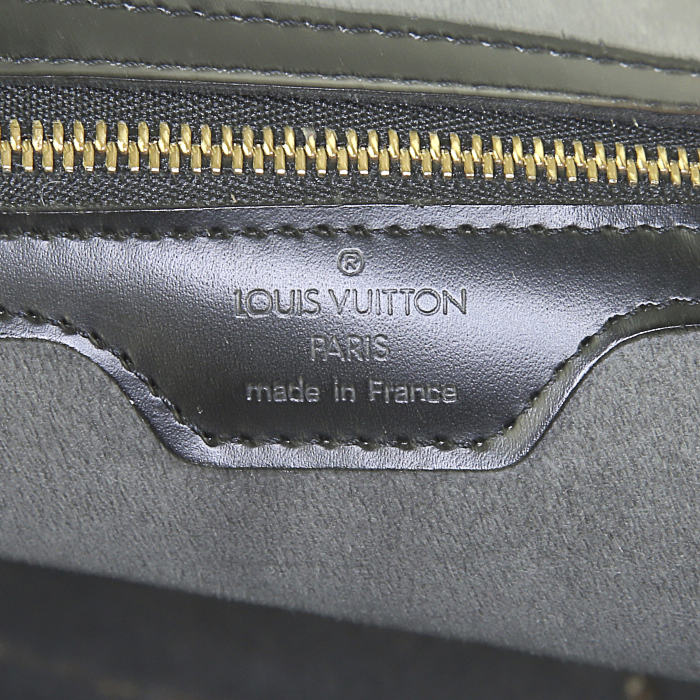 Bolso Cabás Louis Vuitton Lussac en cuero Epi negro - Detail D3