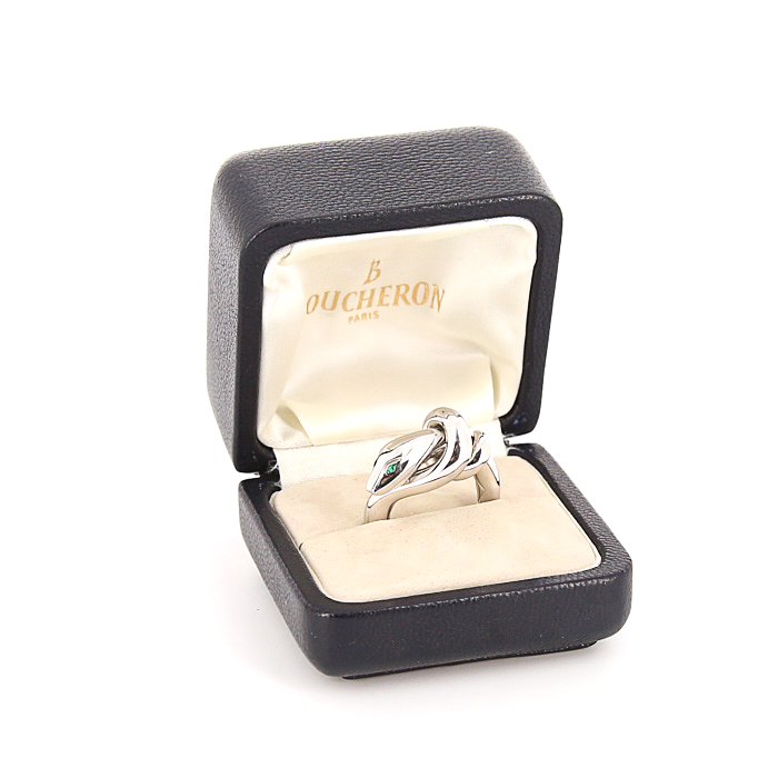 Sortija Boucheron Trouble en oro blanco y tsavoritas - Detail D2