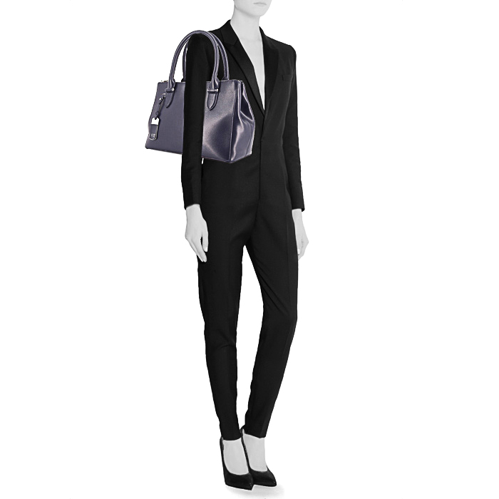 Ralph Lauren handbag in navy blue leather - Detail D1