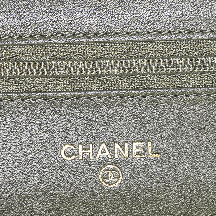 Borsa a tracolla Chanel Wallet on Chain in pelle verde - Detail D3