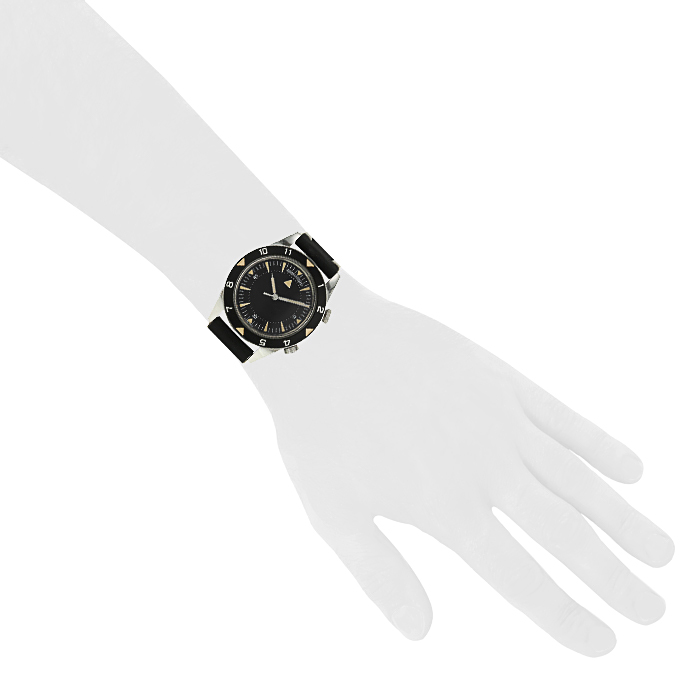 Jaeger-LeCoultre Memovox Tribute To Deep Sea watch in stainless steel Circa  2011 - Detail D1