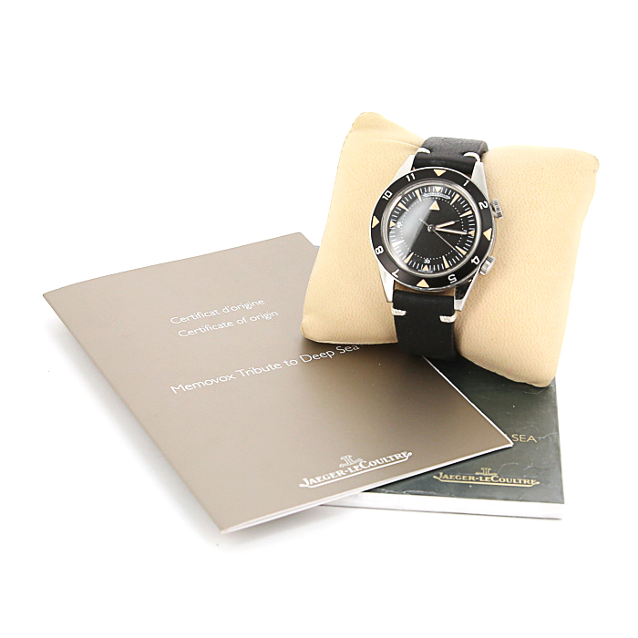 Jaeger-LeCoultre Memovox Tribute To Deep Sea watch in stainless steel Circa  2011 - Detail D2