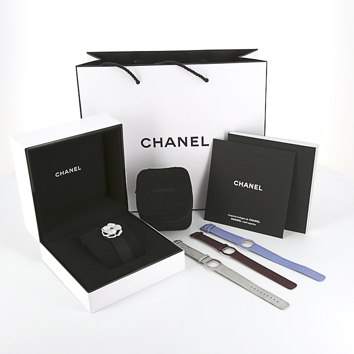 Montre Chanel Camelia en or blanc Vers  2010