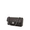 Bolso de mano Chanel Baguette en cuero acolchado negro - 00pp thumbnail
