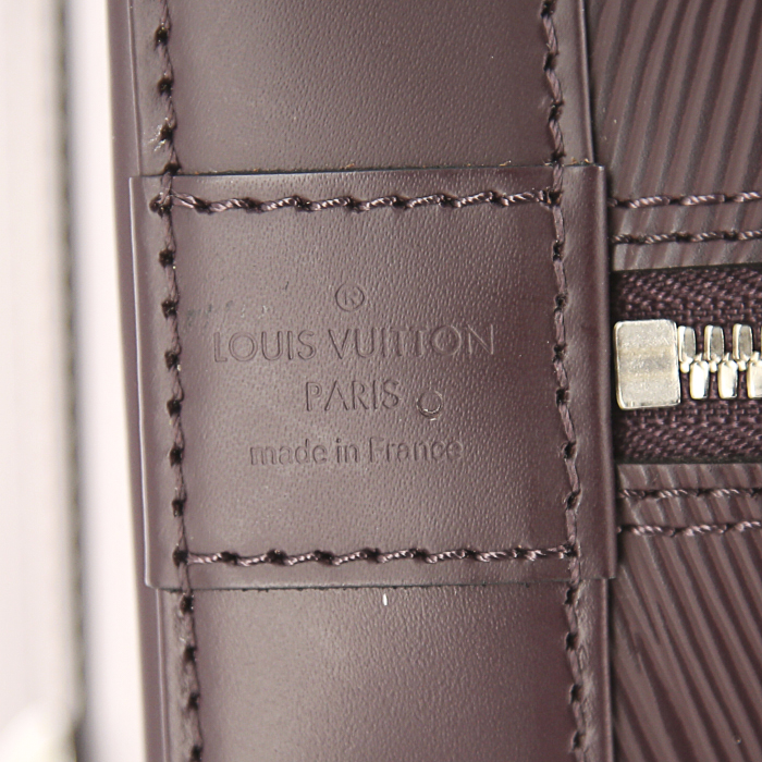 Sac à main Louis Vuitton Alma moyen modèle en cuir épi violet - Detail D3